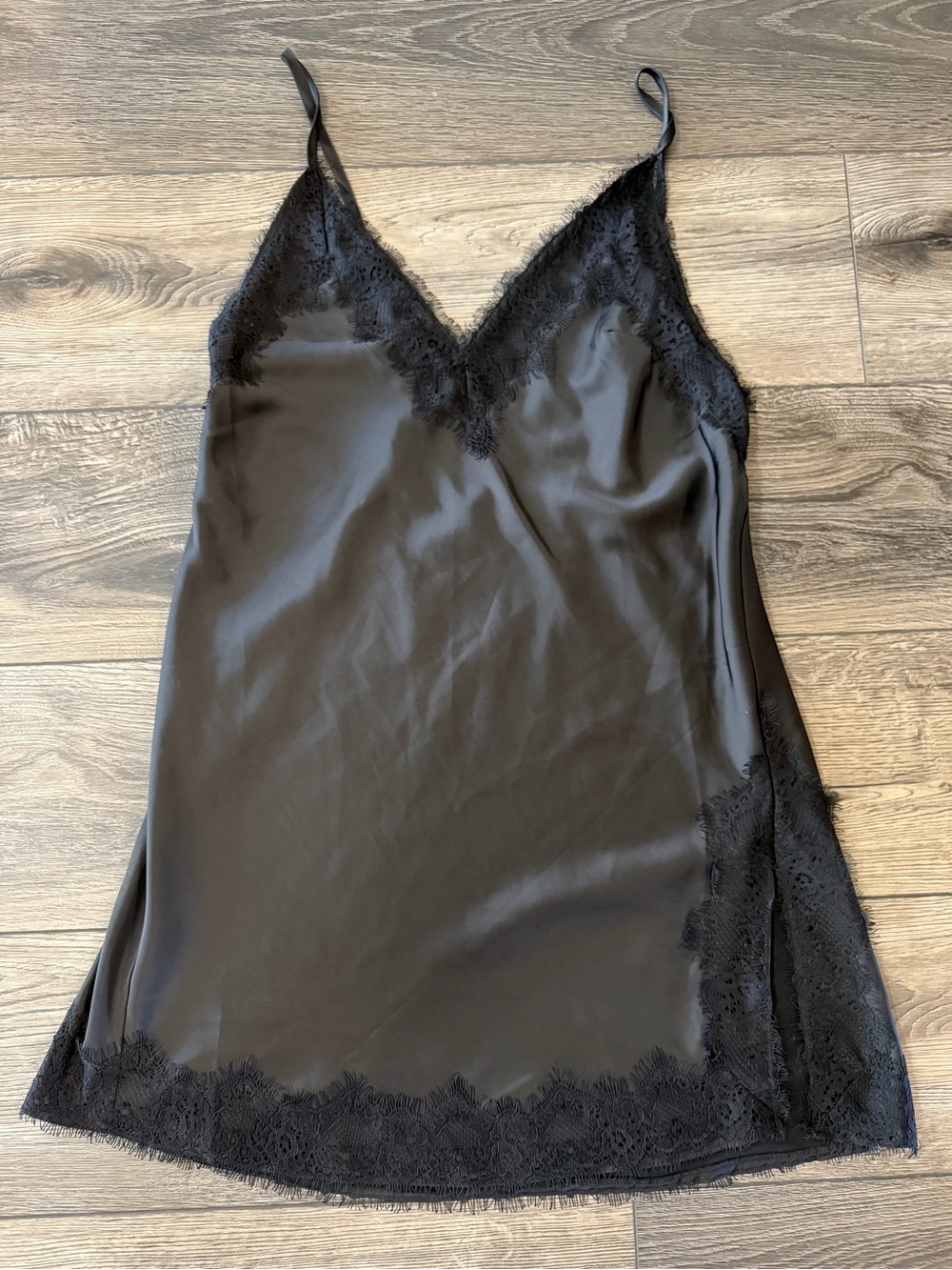 Rumours Black Lace Trim Satin Cami Mini Dress Size Medium Eyelash Lace Slip